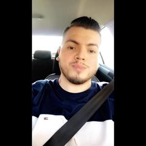 Meet your Posher, Luis